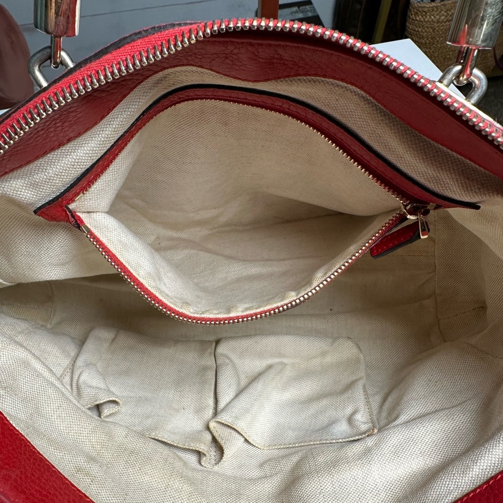 SOLD ❌ Gucci Red Leather 2 Way Bag - Picture 9 of 15